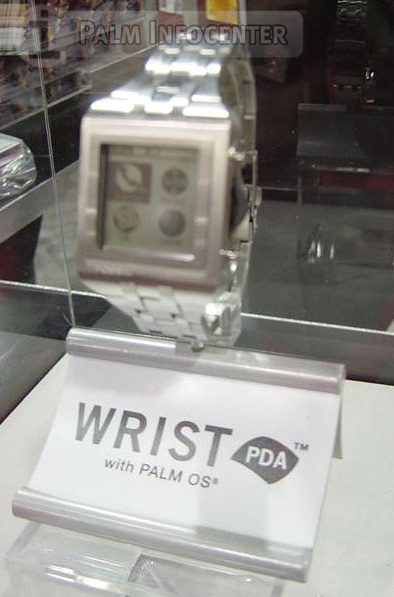 CES03/fossil_wrist_3.jpg - PalmInfocenter.com Image Detail