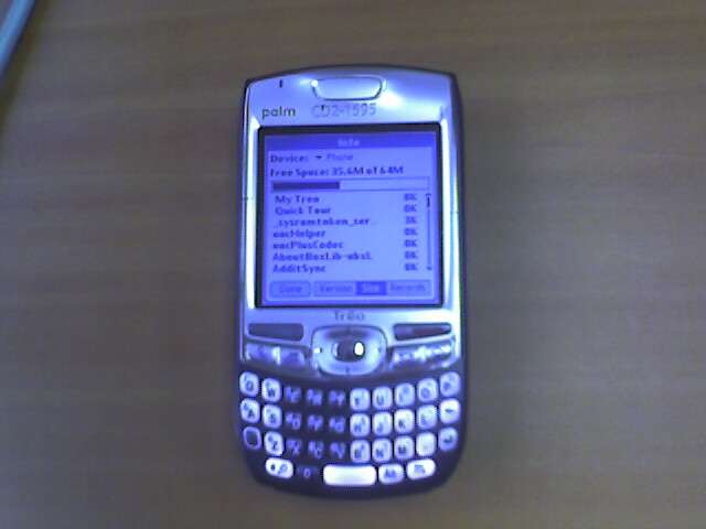 Treo-nitro-1.jpg - PalmInfocenter.com Image Detail