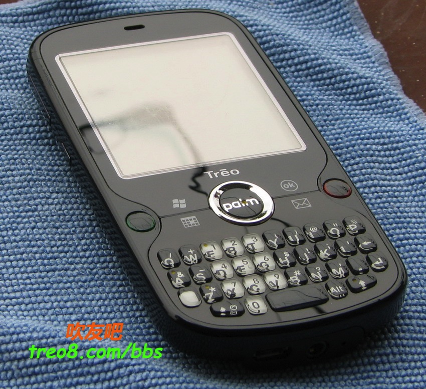 treo-pro-4th-l.jpg - PalmInfocenter.com Image Detail