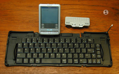 unfolded KB11 keyboard with SJ30 docked